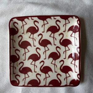 Home-goods ceramic soap dish/jewelry tray.